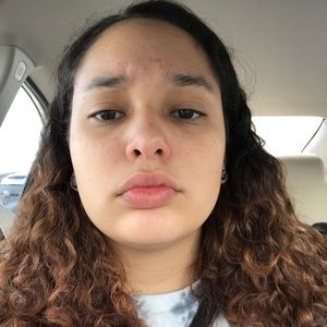 Meet your Posher, Adriana